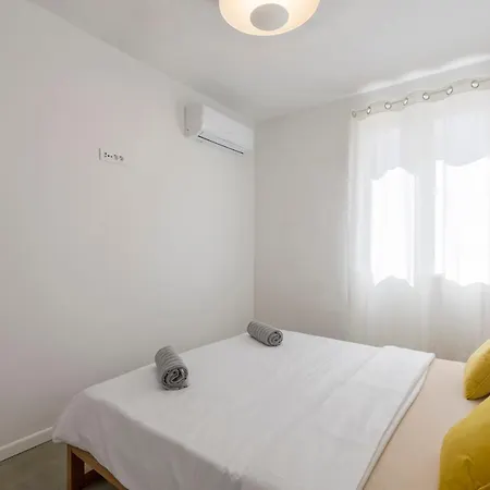 Porto Sereno * שיבניק