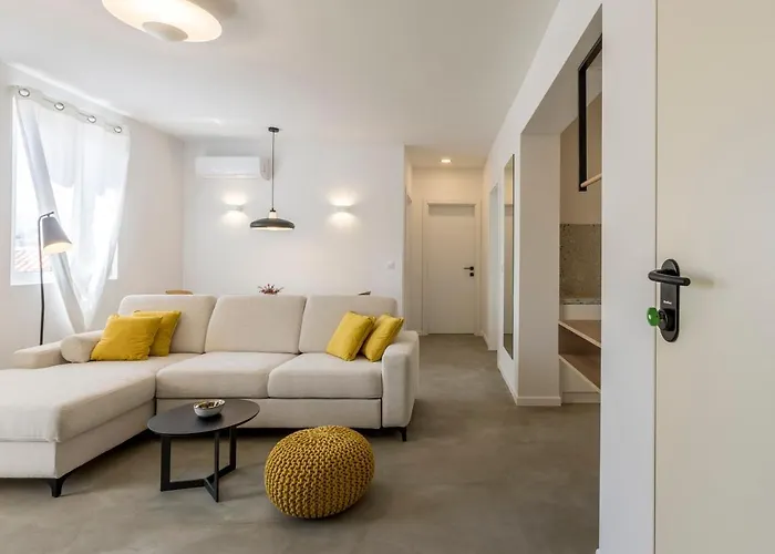 Porto Sereno Apartment *